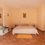 Bella Salmagi - Surya Sardinia Holidays & Yoga Bed and breakfast
