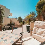 Bella Salmagi - Surya Sardinia Holidays & Yoga Bed and breakfast