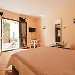 Bella Salmagi - Surya Sardinia Holidays & Yoga
