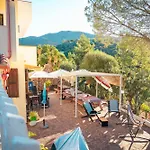 Bella Salmagi - Surya Sardinia Holidays & Yoga Capitana