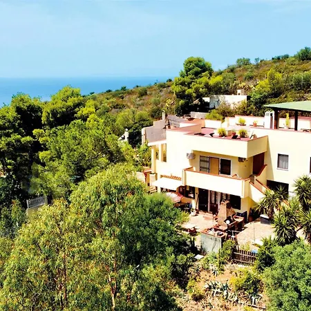 Bella Salmagi - Surya Sardinia Holidays & Yoga 4*