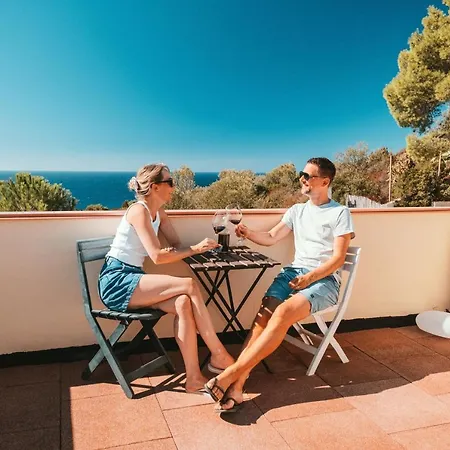 Bella Salmagi - Surya Sardinia Holidays & Yoga לינה וארוחת בוקר
