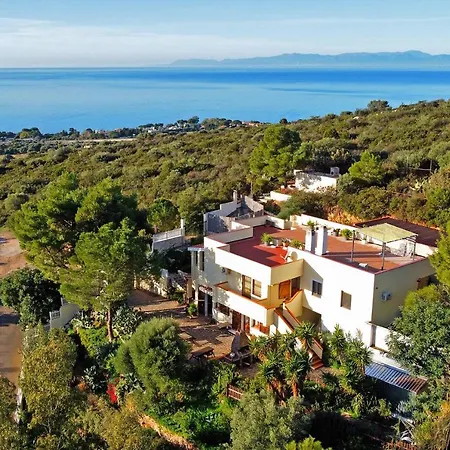 Frühstückspension Bella Salmagi - Surya Sardinia Holidays & Yoga