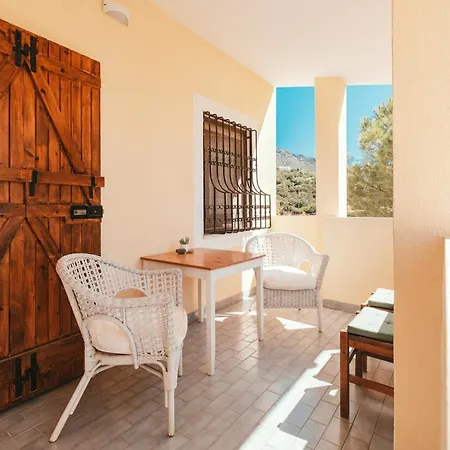 Bella Salmagi - Surya Sardinia Holidays & Yoga *