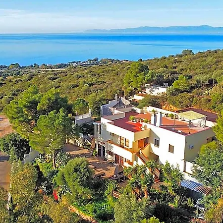 Bella Salmagi - Surya Sardinia Holidays & Yoga