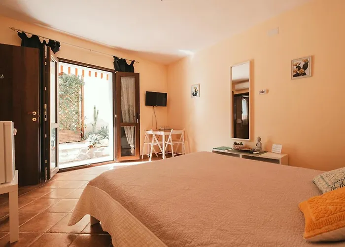 Bella Salmagi - Surya Sardinia Holidays & Yoga