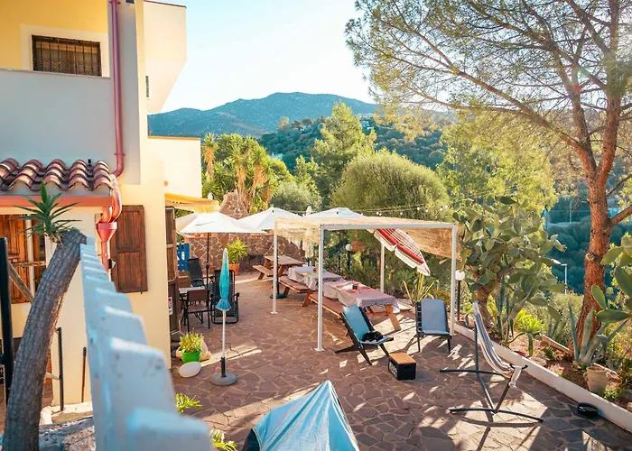 Bella Salmagi - Surya Sardinia Holidays & Yoga Capitana